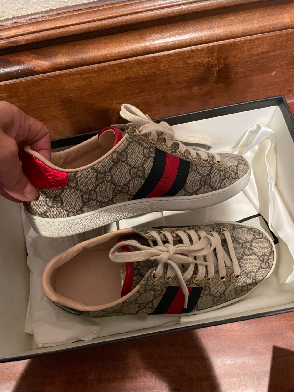 Gucci GG Sneakers - Beige/Brown with Red & Navy